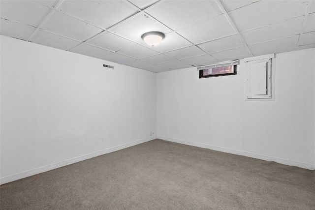 3407 H Ave NW, Cedar Rapids, IA 52405