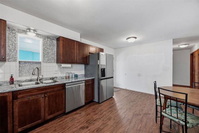 3407 H Ave NW, Cedar Rapids, IA 52405