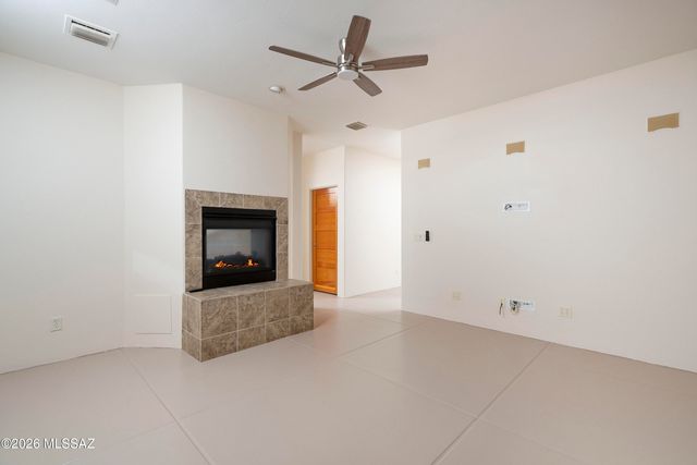 6610 E Cll De Amigos, Tucson, AZ 85750