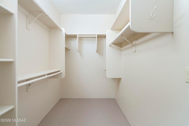 6610 E Cll De Amigos, Tucson, AZ 85750