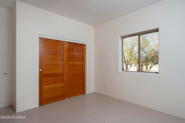 6610 E Cll De Amigos, Tucson, AZ 85750