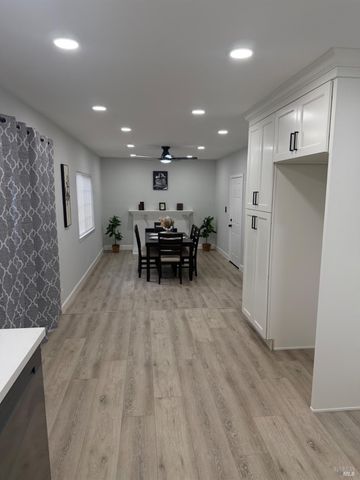 4415 Dove Ct, Napa, CA 94558