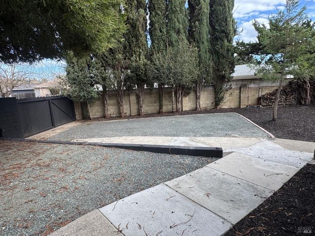 4415 Dove Ct, Napa, CA 94558