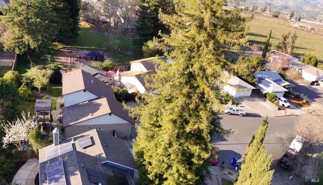 4415 Dove Ct, Napa, CA 94558