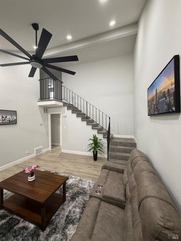 4415 Dove Ct, Napa, CA 94558