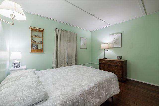 181 Iroquois Street, Webster, NY 14580