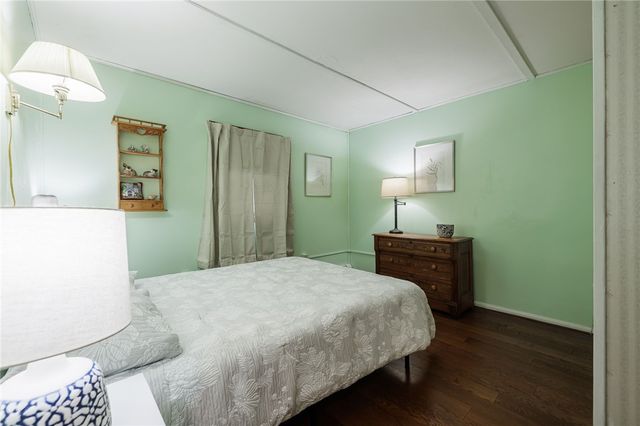 181 Iroquois Street, Webster, NY 14580