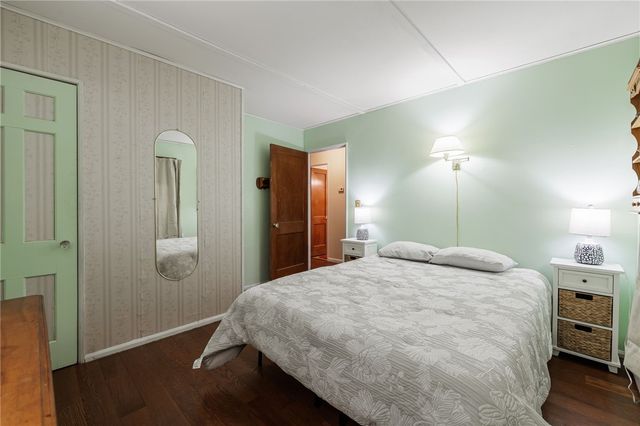 181 Iroquois Street, Webster, NY 14580