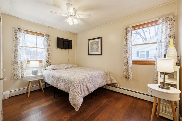 181 Iroquois Street, Webster, NY 14580