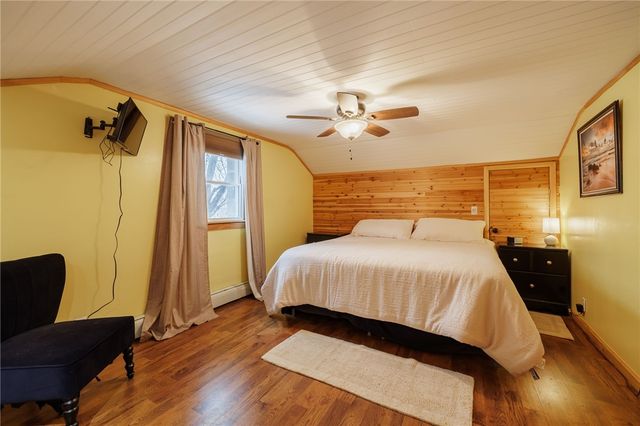 181 Iroquois Street, Webster, NY 14580