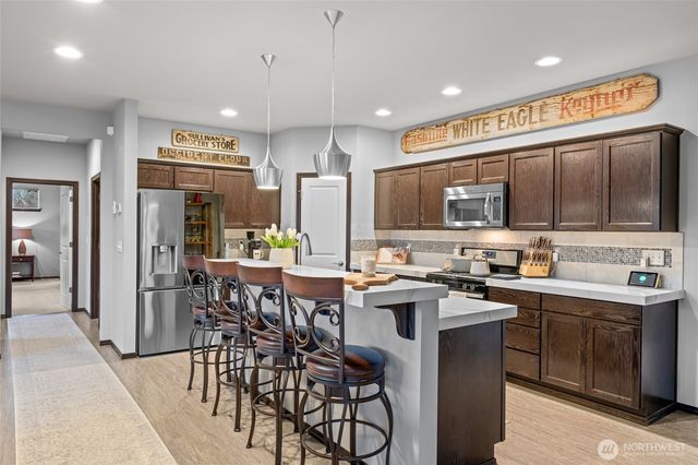 1402 S Machias Road, Snohomish, WA 98290