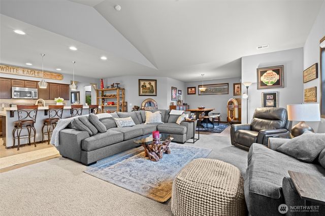 1402 S Machias Road, Snohomish, WA 98290