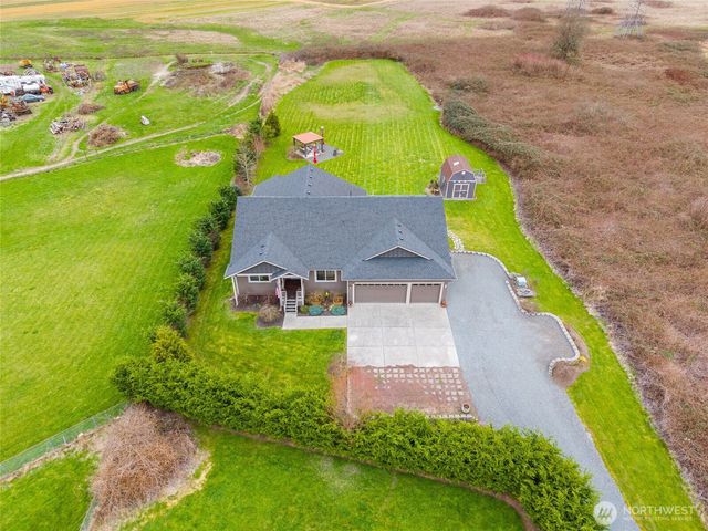 1402 S Machias Road, Snohomish, WA 98290