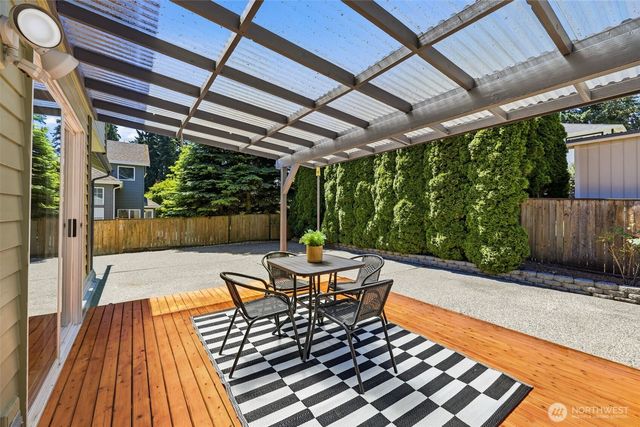 17430 57th Avenue W, Lynnwood, WA 98037