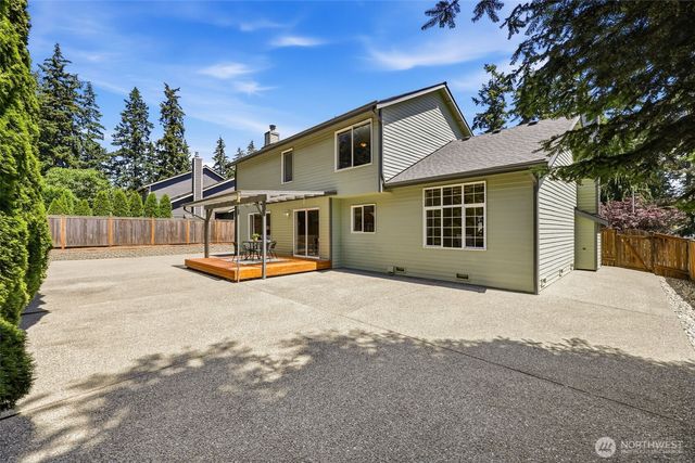 17430 57th Avenue W, Lynnwood, WA 98037