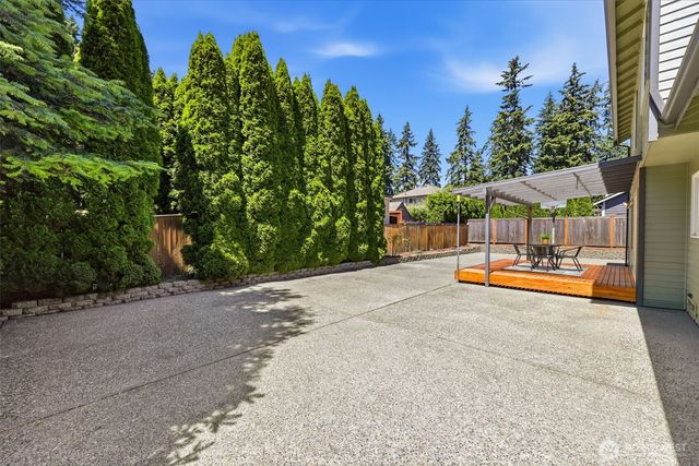 17430 57th Avenue W, Lynnwood, WA 98037