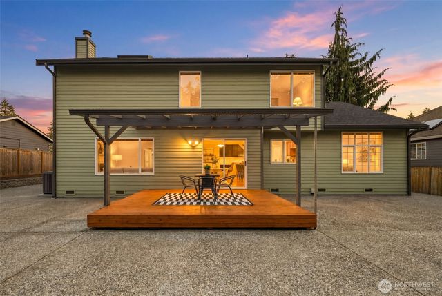 17430 57th Avenue W, Lynnwood, WA 98037