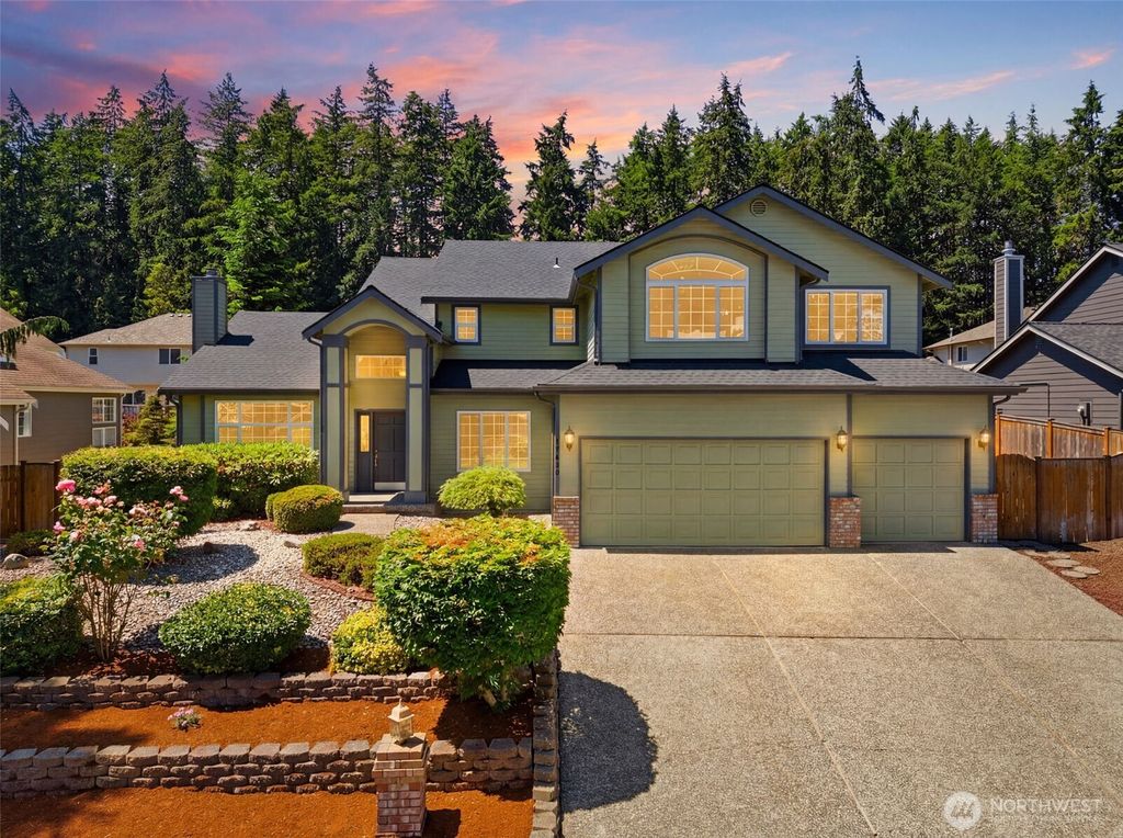 17430 57th Avenue W, Lynnwood, WA 98037
