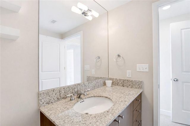 3338 Peachtree NE Road 1102, Atlanta, GA 30326