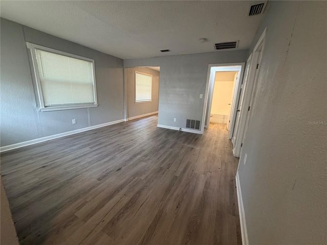 2410 18TH AVENUE S, St Petersburg, FL 33712