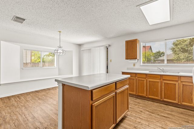 11211 Sutton Pl, San Antonio, TX 78249