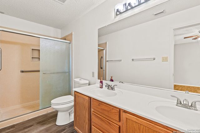 11211 Sutton Pl, San Antonio, TX 78249