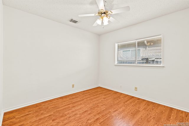 11211 Sutton Pl, San Antonio, TX 78249