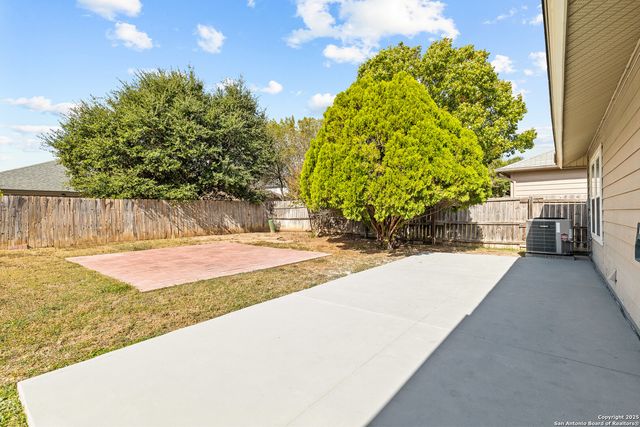 11211 Sutton Pl, San Antonio, TX 78249