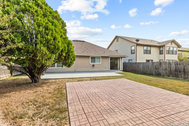 11211 Sutton Pl, San Antonio, TX 78249