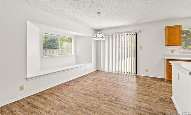 11211 Sutton Pl, San Antonio, TX 78249