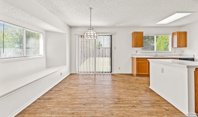 11211 Sutton Pl, San Antonio, TX 78249