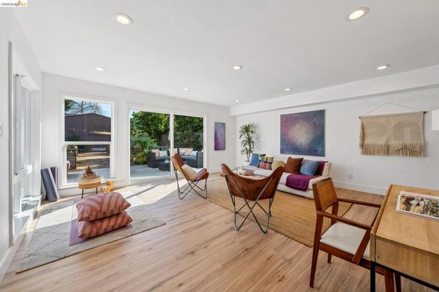 1646 1646 Ashby Ave, Berkeley, CA 94703