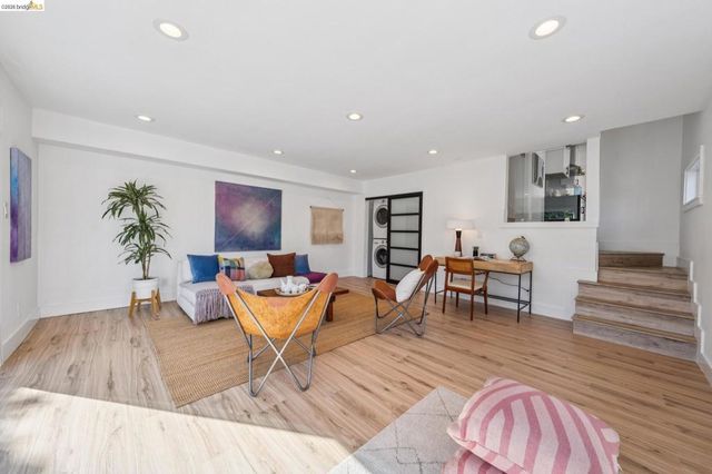 1646 1646 Ashby Ave, Berkeley, CA 94703