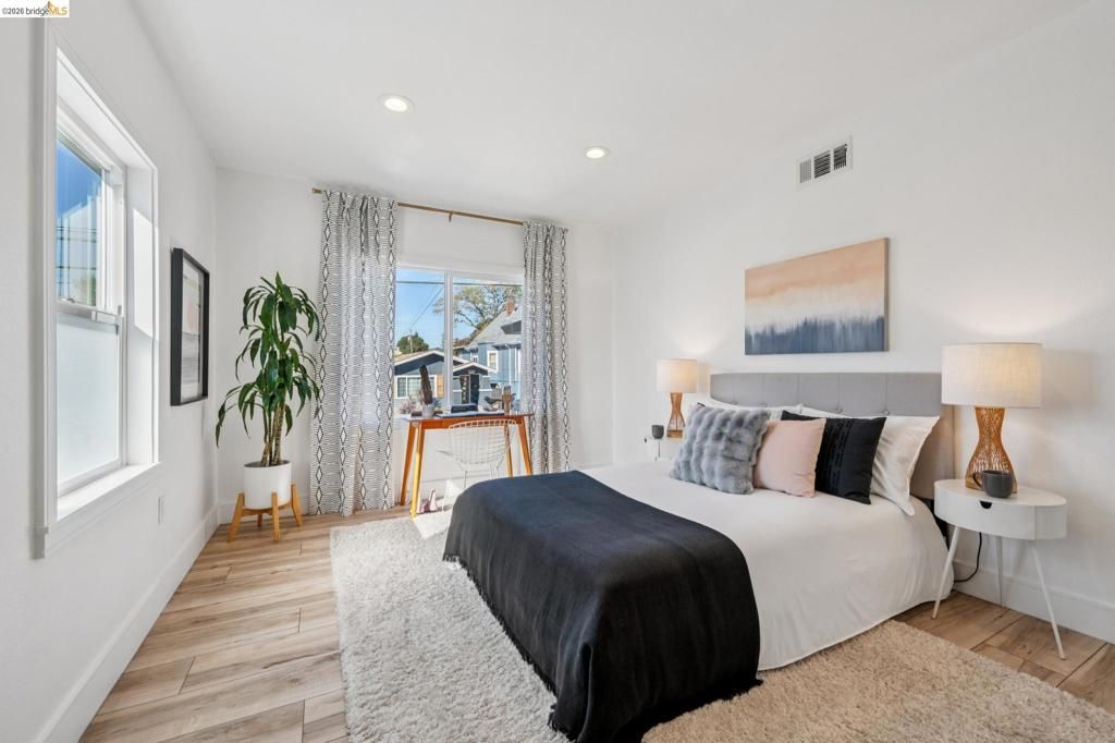 Image 25 of property listing at 1646 1646 Ashby Ave, Berkeley, CA 94703