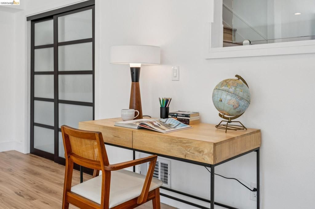 Image 42 of property listing at 1646 1646 Ashby Ave, Berkeley, CA 94703