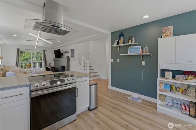 8313 S 19th Street, Tacoma, WA 98466