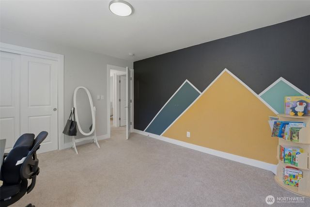 8313 S 19th Street, Tacoma, WA 98466