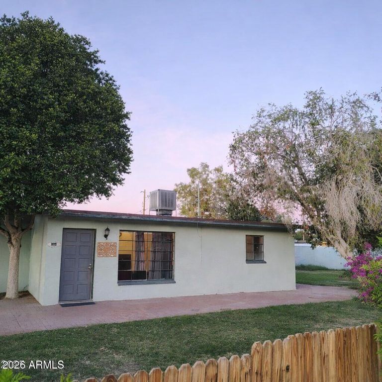 1064 W 5TH Street, Tempe, AZ 85281