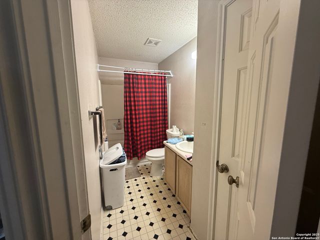 8815 SEBEC CIR, San Antonio, TX 78250