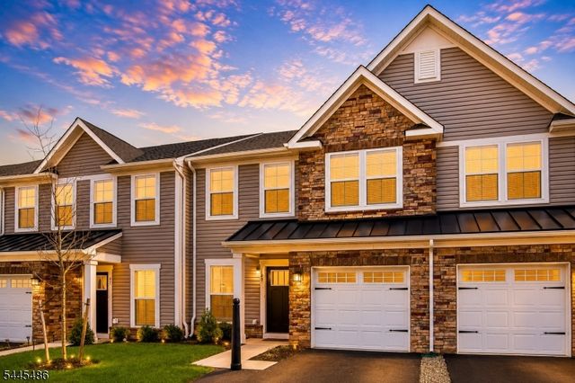 49 Owen Ct, Franklin Twp., NJ 08873