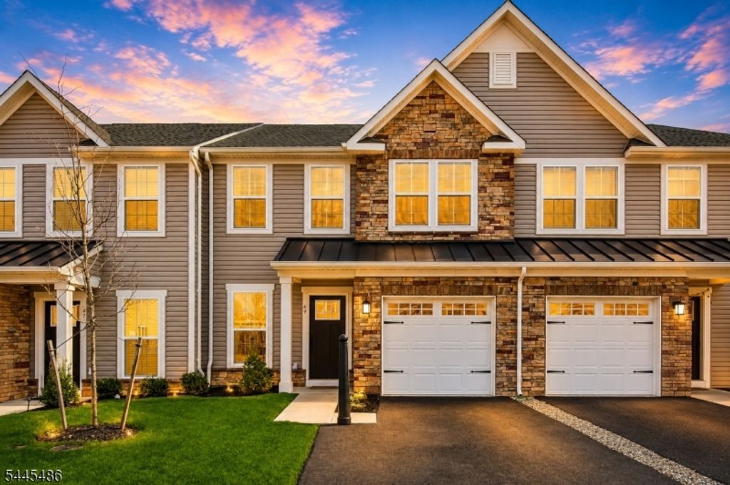 49 Owen Ct, Franklin Twp., NJ 08873