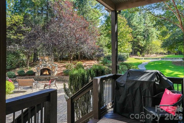 2073 Sugar Pond Court, Fort Mill, SC 29715