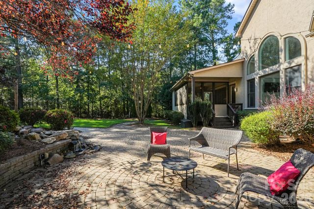 2073 Sugar Pond Court, Fort Mill, SC 29715