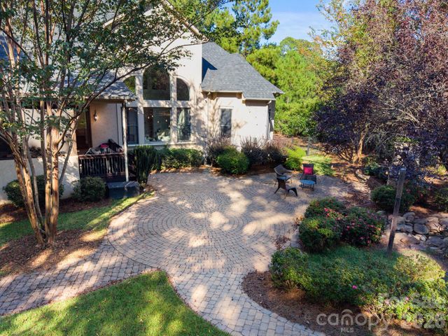 2073 Sugar Pond Court, Fort Mill, SC 29715