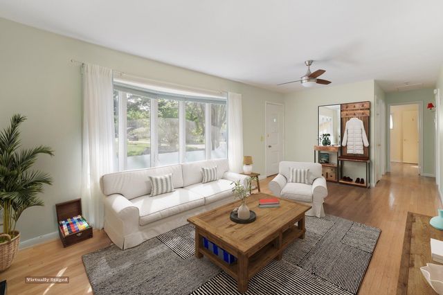 25 Mills Avenue, South Burlington, VT 05403