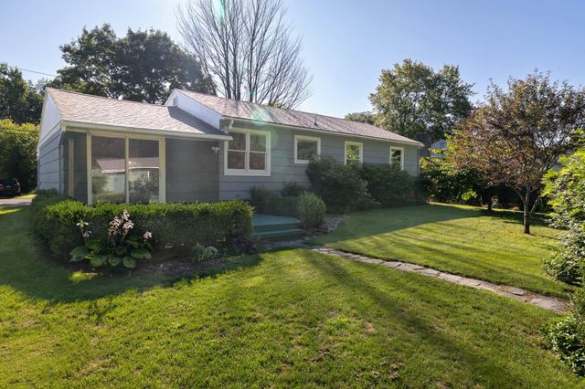25 Mills Avenue, South Burlington, VT 05403