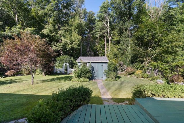25 Mills Avenue, South Burlington, VT 05403