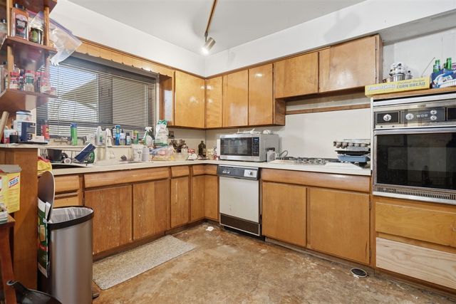 22903 N Bellwood Drive, Southfield, MI 48034