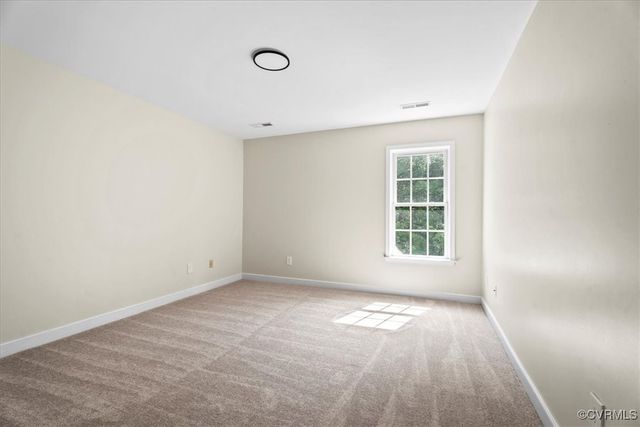 13713 Nile Rd, Chester, VA 23831