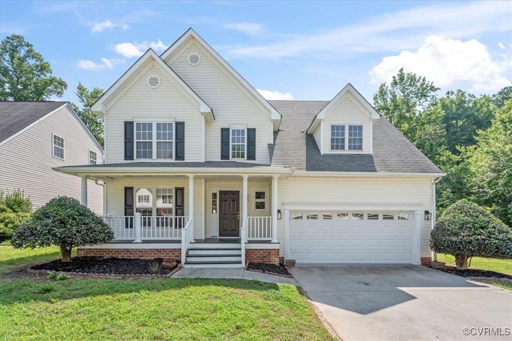 13713 Nile Rd, Chester, VA 23831